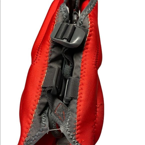 Outward Hound Dawson Swim Life Jacket NWT - Picture 5 of 7